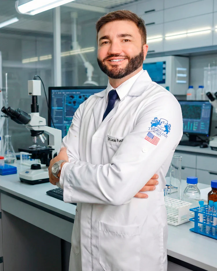 Dr. Lucas Fustinoni, Biomedical Scientist and Certified IAT Trichologist